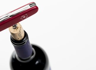 Offene Weinkeller. Die grosse Weindegustation offene Weinkeller auf dem Weingut Schwarz Freienstein