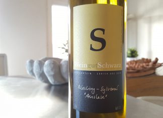 Der Sommer ist noch lange nicht vorbei. Riesling – Sylvaner Auslese, Weingut Schwarz